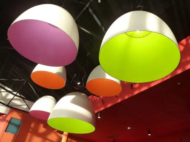 Décoration lumineuse sur mesure réalisée par Semios