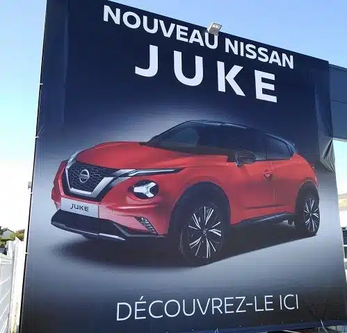 Nissan - Rennes & St Jouan des Guérets pose de vitrophanie et bâche - Semios
