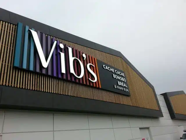 Enseigne extérieure lumineuse - Semios