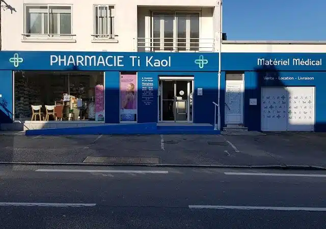 Habillage de façade de pharmacie - Semios