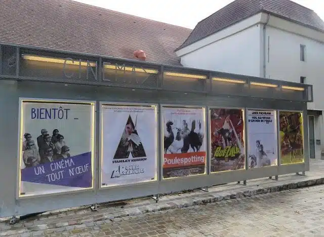 Porte-affiches cinéma - Semios