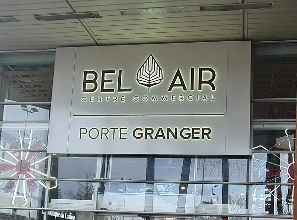 SCC - Enseigne lumineuse Bel Air Rambouillet - Semios
