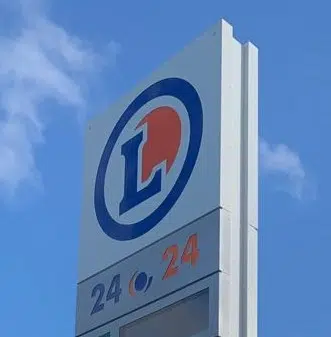 Leclerc Morlaix totem carburant - Semios