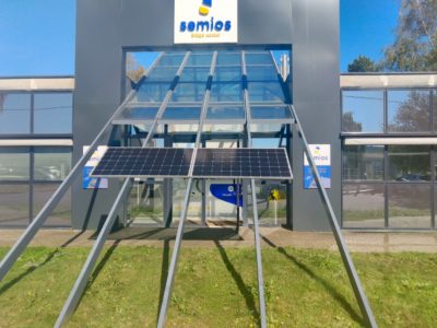 enseigne solaire 100% autonome en énergie